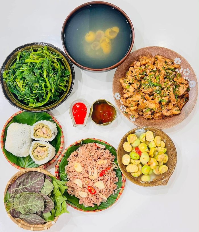Gợi ý mâm cơm gia đình với cách kết hợp nhiều món ăn, giúp người nội trợ có thêm ý tưởng làm mới thực đơn mỗi ngày.