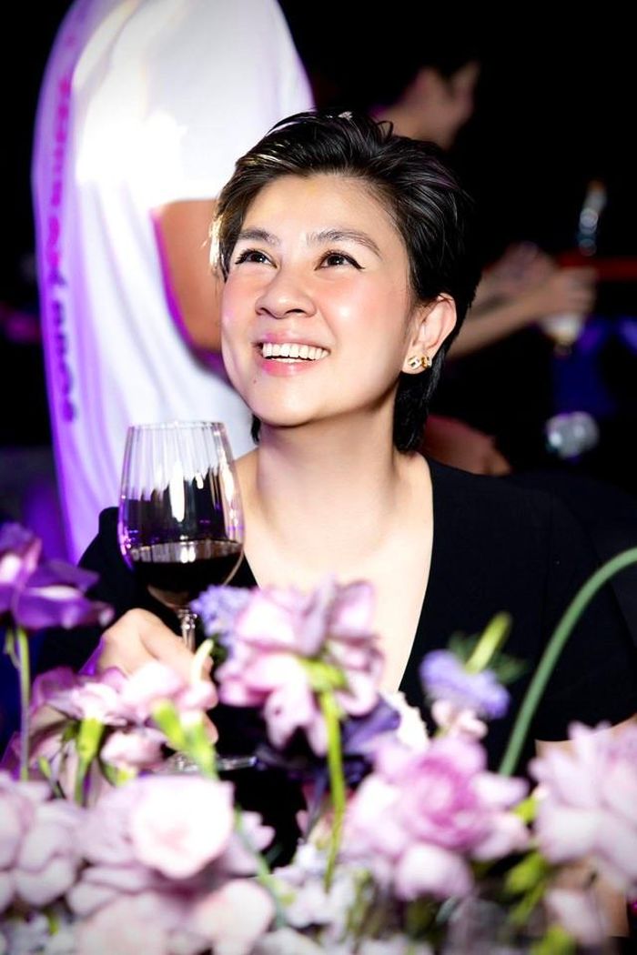 Kim Thư sau biến cố quyết định làm lại cuộc đời bằng việc nấu ăn.