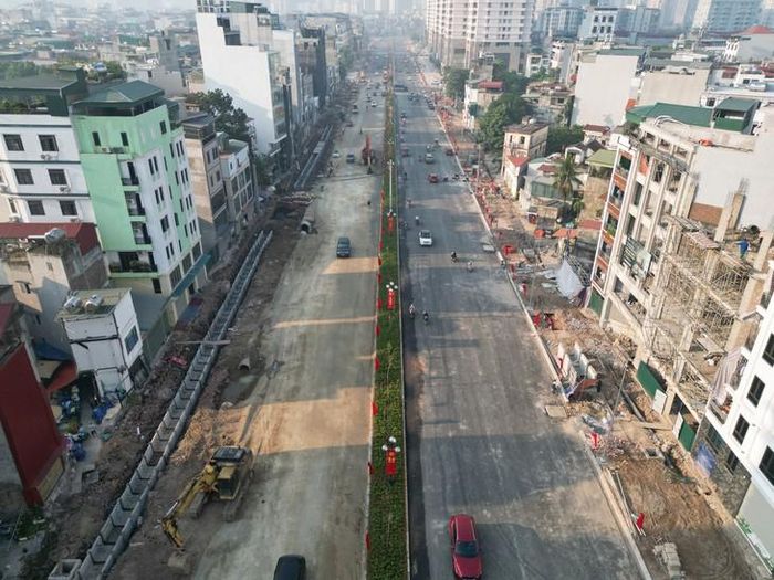 Đơn vị cũng đang tiến hành đánh giá tình trạng giao thông trên tuyến sau khi thông xe kỹ thuật. Phương án cấm phương tiện lưu thông cũng được tính đến trong trường hợp không bảo đảm an toàn trong quá trình thi công.