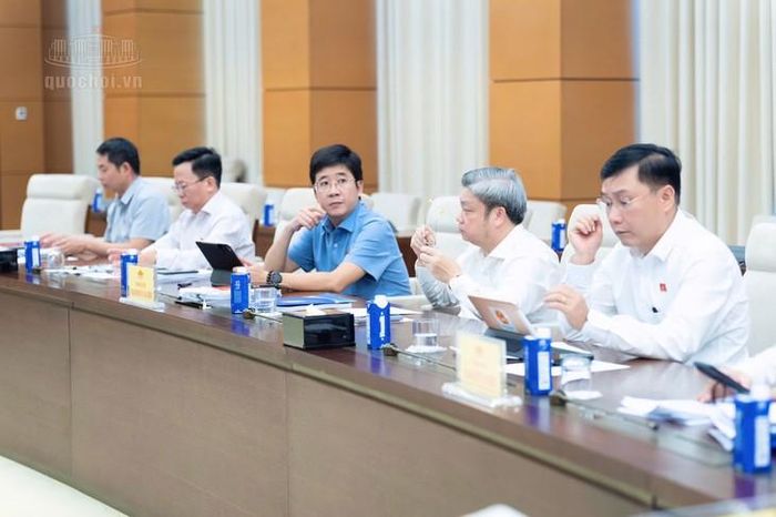 Các đại biểu tham dự phiên họp. Ảnh: Media Quốc hội
