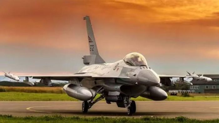 Đây là dây chuyền sản xuất F-16 duy nhất trên thế giới sau khi dây chuyền lâu năm tại Fort Worth kết thúc hoạt động.