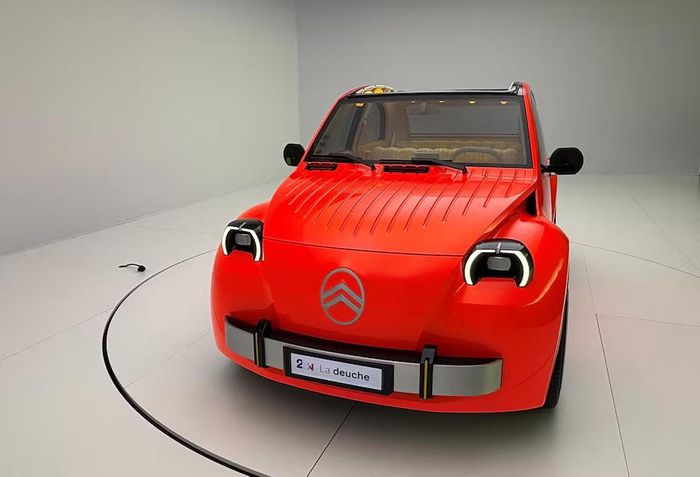 Xe điện Renault R5 Turbo 3E được trưng bày tại Triển lãm Ô tô Paris 2026 ở Paris 2026. Nguồn: Reuters.