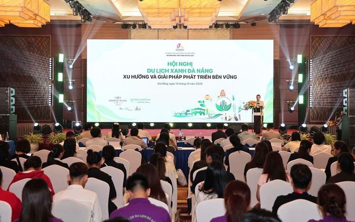 Quang cảnh hội nghị