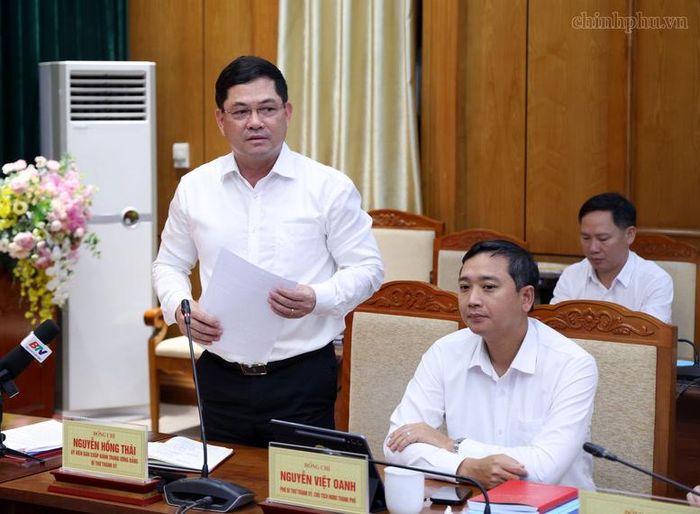 Bí thư Thành ủy Bắc Ninh Nguyễn Hồng Thái phát biểu tại cuộc làm việc - Ảnh chinhphu.vn/Đức Tuân