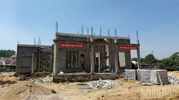 Dự án Khu tưởng niệm cây Cốc ở xã Tiên Phước đang được gấp rút hoàn thành. (Ảnh: ANH QUÂN)