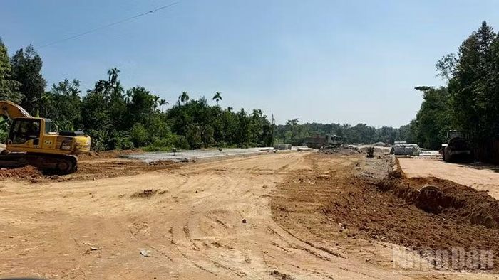 Đà Nẵng phấn đấu hoàn thành mục tiêu giải ngân vốn đầu tư công đạt 100% vào ngày 31/1/2027. (Ảnh: ANH QUÂN)