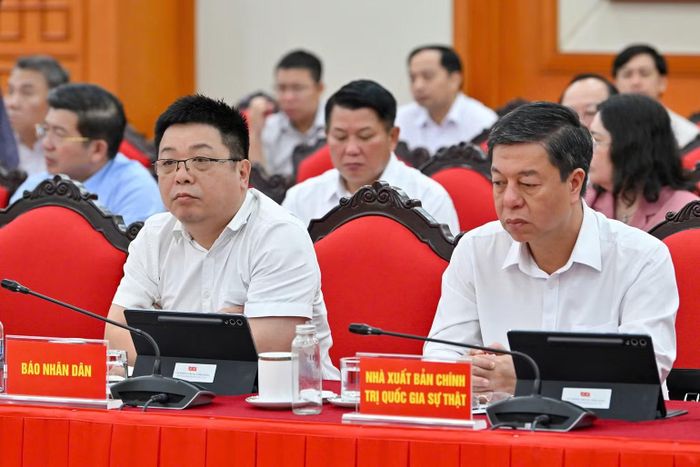 Các đại biểu dự hội nghị. (Ảnh: THỦY NGUYÊN)