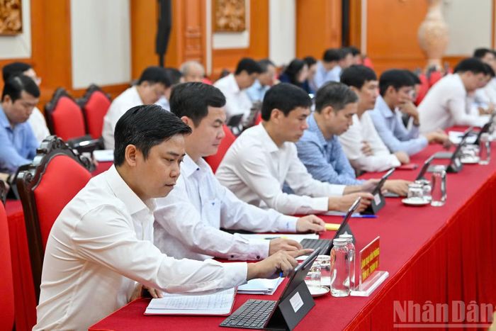 Các đại biểu dự hội nghị. (Ảnh: THỦY NGUYÊN)
