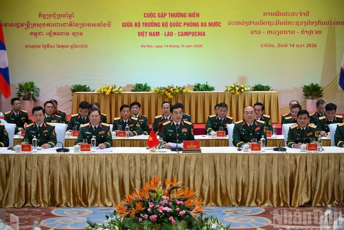 Đại tướng Phan Văn Giang cùng đoàn đại biểu Việt Nam tại cuộc gặp. (Ảnh: THẾ ĐẠI)