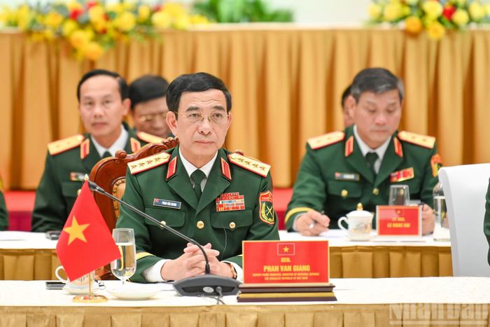 Đại tướng Phan Văn Giang, Ủy viên Bộ Chính trị, Phó Bí thư Quân ủy Trung ương, Phó Thủ tướng Chính phủ, Bộ trưởng Quốc phòng nước Cộng hòa xã hội chủ nghĩa Việt Nam tại cuộc gặp. (Ảnh: THẾ ĐẠI)