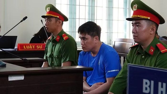Bị can Nguyễn Văn Bảo Trung tại phiên tòa. (Ảnh: CTV)