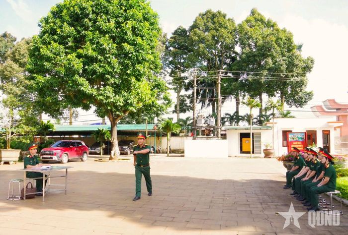 Đoàn công tác kiểm tra điều lệnh tại Công ty Cà phê 15.