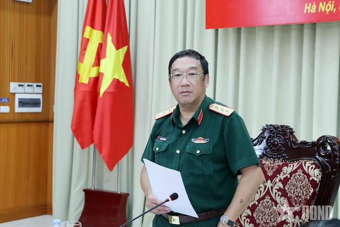 Thượng tướng Phạm Hoài Nam chủ trì kiểm tra.