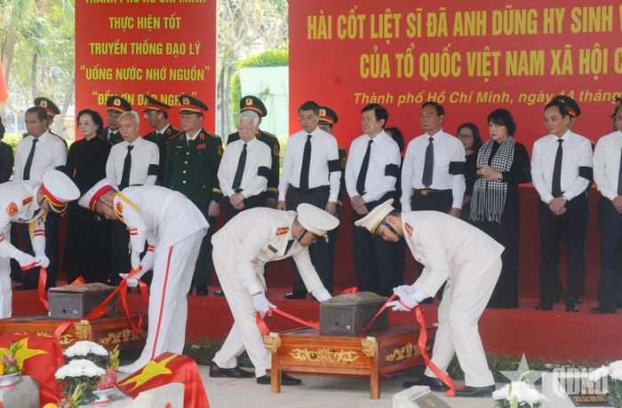 Lễ An táng 731 liệt sĩ được diễn ra trọng thể, trang nghiêm tại Nghĩa trang Liệt sĩ TP Hồ Chí Minh.