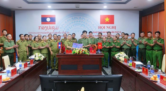 Công an TP Đà Nẵng và Công an tỉnh Sê Kông ký kết Biên bản ghi nhớ triển khai các nhiệm vụ hợp tác năm 2027