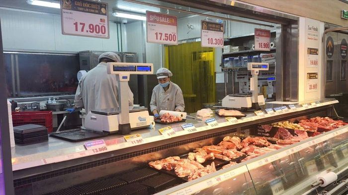 Thịt heo bày bán tại một siêu thị ở phường An Nhơn (TPHCM). Ảnh: ĐỨC TRUNG