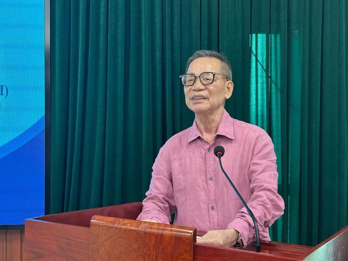 TS. Nguyễn Đình Bồng, Phó Chủ tịch Hội Khoa học Đất Việt Nam phát biểu