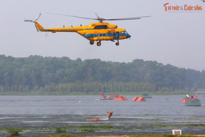 Cuộc diễn tập nhằm nâng cao trình độ tổ chức chỉ huy, hiệp đồng giữa Quân đội 3 nước Việt Nam - Lào - Campuchia trong cứu trợ thảm họa, thiên tai; góp phần tăng cường hợp tác quốc tế trong lĩnh vực phòng thủ dân sự. Ảnh: Bộ Quốc phòng.