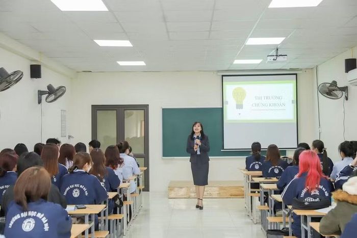 Giờ học tại Trường Đại học Mở Hà Nội.
