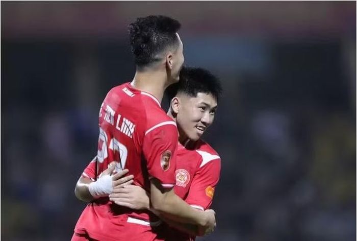 Theo thống kê được đề cập, Tiến Linh đã ghi tổng cộng 90 bàn thắng ở cấp CLB, bao gồm 78 bàn tại V-League, 11 bàn ở Cúp Quốc gia và một pha lập công tại AFC Champions League 2. Ảnh: CA TPHCM