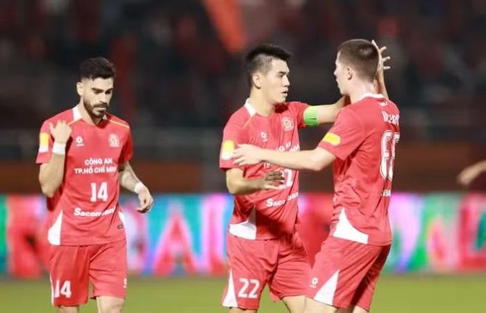 Với khoảng cách 10 bàn còn lại, mục tiêu này hoàn toàn có cơ sở nếu Tiến Linh tiếp tục được trao cơ hội thi đấu và duy trì hiệu suất ghi bàn hiện tại. Ảnh: DŨNG PHƯƠNG.