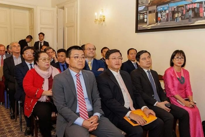 Phó Chủ tịch thường trực UBND tỉnh Thanh Hóa Mai Xuân Liêm tham gia Diễn đàn. (Nguồn: ĐSQ Việt Nam tại Áo)