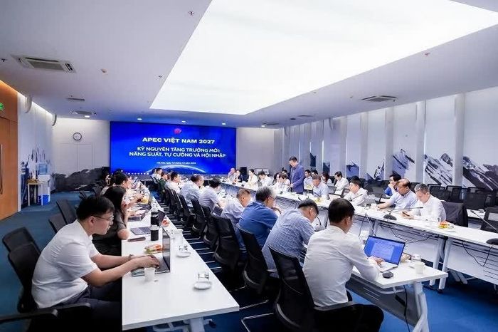 Toàn cảnh hội thảo “APEC Việt Nam 2027: Kỷ nguyên tăng trưởng mới - Năng suất, tự cường và hội nhập”.