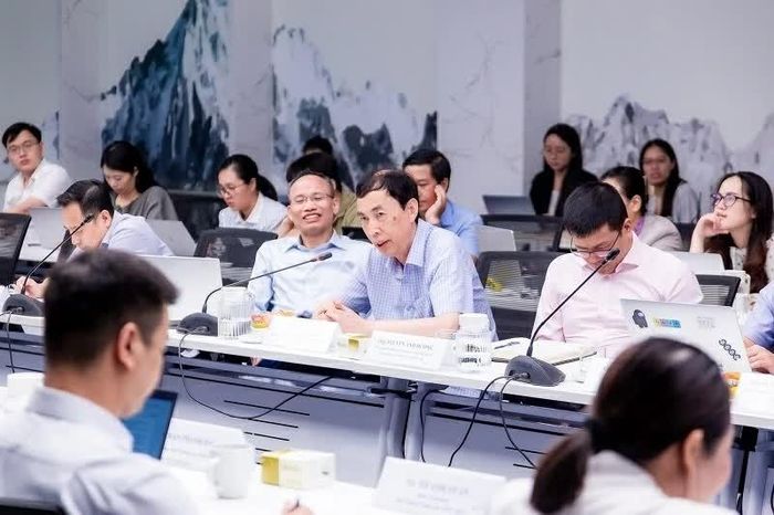 Tiến sĩ Võ Trí Thành, Viện trưởng Viện Nghiên cứu chiến lược thương hiệu và cạnh tranh, Thành viên Hội đồng tư vấn Chính sách Tài chính - Tiền tệ quốc gia.