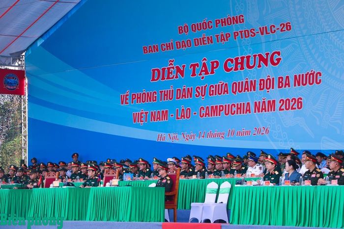 Các đại biểu dự Diễn tập chung về phòng thủ dân sự giữa Quân đội ba nước Việt Nam - Lào - Campuchia năm 2026 tại Hà Nội. Ảnh: Dân Chủ