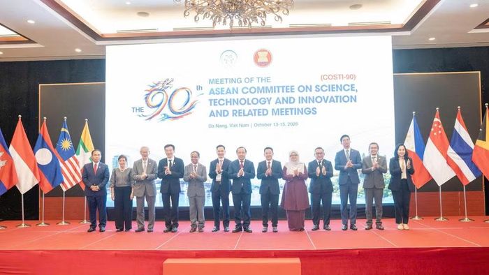 Các đại biểu chụp ảnh lưu niệm tại Hội nghị - Ảnh: KHCN.