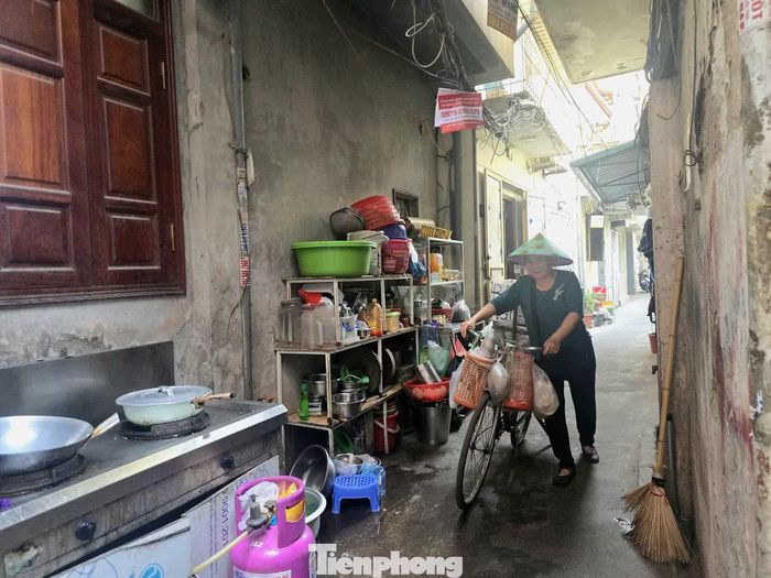 Theo đơn vị tư vấn, phương án đưa hàng trăm hộ dân ra khỏi ranh giới quy hoạch được kỳ vọng góp phần tháo gỡ vướng mắc kéo dài cho người dân, đồng thời tạo điều kiện điều chỉnh không gian phát triển công viên theo hướng khả thi hơn.