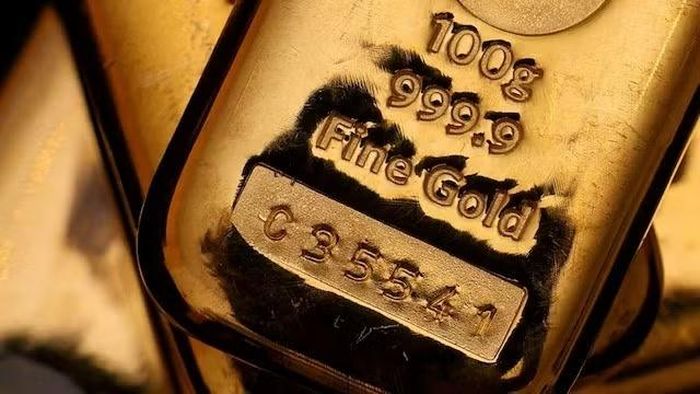 Giá vàng thế giới tiếp tục giảm trong phiên giao dịch sáng 14/10. Ảnh: Reuters.