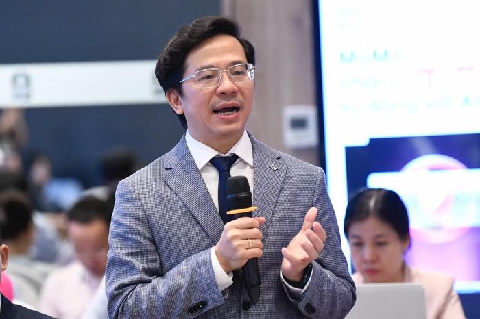 PGS, TS, BS Vũ Văn Giáp, Phó Giám đốc Bệnh viện Bạch Mai. (Ảnh: Trọng Tài)