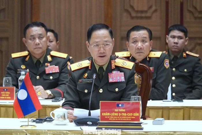 Đại tướng Khamliang Outhakaysone coi chuyến thăm chính thức Việt Nam và tham dự các hoạt động lần này là dấu mốc góp phần làm sâu sắc thêm quan hệ giữa ba nước, ba Quân đội.