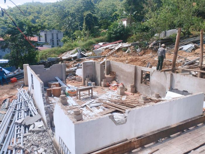 17 hộ dân bị ảnh hưởng bởi sạt lở