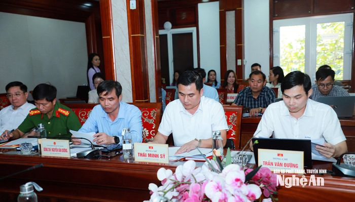 Các đại biểu dự cuộc làm việc. Ảnh: Thành Duy