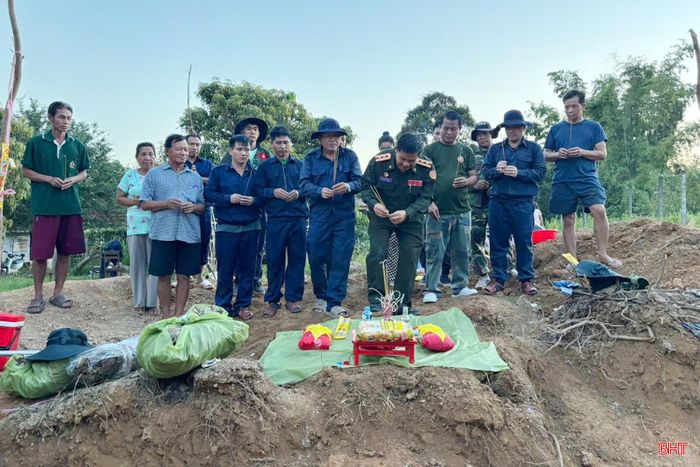 Khu vực tìm thấy hài cốt liệt sĩ dựa trên thông tin do các cựu chiến binh Việt Nam và nhân chứng tại Lào cung cấp.