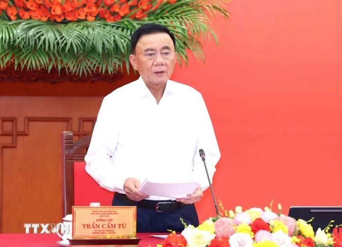 Đồng chí Trần Cẩm Tú, Ủy viên Bộ Chính trị, Thường trực Ban Bí thư phát biểu chỉ đạo hội nghị. (Ảnh: Phương Hoa/TTXVN)