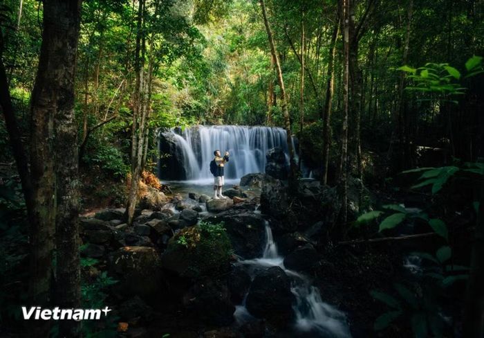 Suối Tranh trên đảo ngọc Phú Quốc. (Ảnh: Vương Công Nam/Vietnam+)