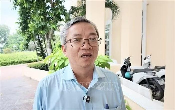 Ông Võ Phan Lê Nguyễn, Phó Bí thư Đảng ủy, Chủ tịch UBND xã Nhà Bè. Ảnh: Tiến Lực/TTXVN