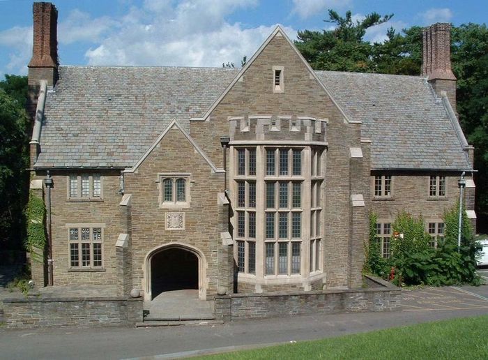 Nhà hội quán của hội nam sinh tại Đại học Cornell. Ảnh minh hoạ: Wikimedia Commons