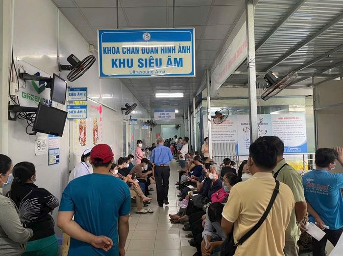 Phần mềm quản trị giúp bệnh viện nhận diện những khâu chậm trễ, quá tải để kịp thời điều chỉnh quy trình khám, chữa bệnh.