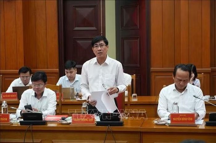 Đại biểu phát biểu ý kiến tại buổi làm việc.
