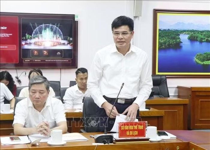 Giám đốc Sở Văn hóa, Thể thao và Du lịch tỉnh Phú Thọ phát biểu tại hội nghị.