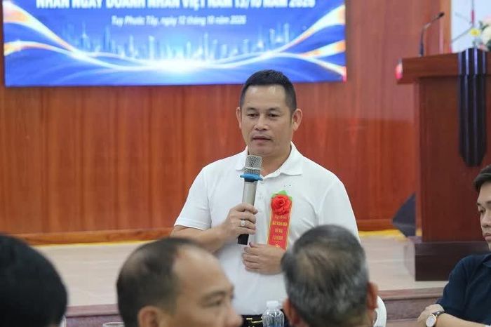 Ông Phan Hồng Quý - Giám đốc Công ty TNHH Hoàng Giang, chia sẻ thông tin.