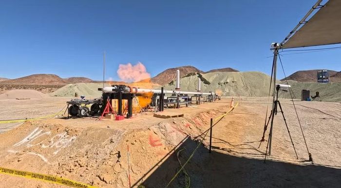 Longshot Space Technology thử nghiệm hệ thống phóng vật thể bằng khí nén tại California (Mỹ). Ảnh: Longshot Space Technology.