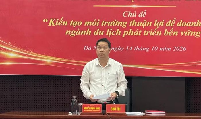 Chủ tịch UBND TP Đà Nẵng Nguyễn Mạnh Hùng phát biểu tại hội nghị đối thoại. Ảnh XM.