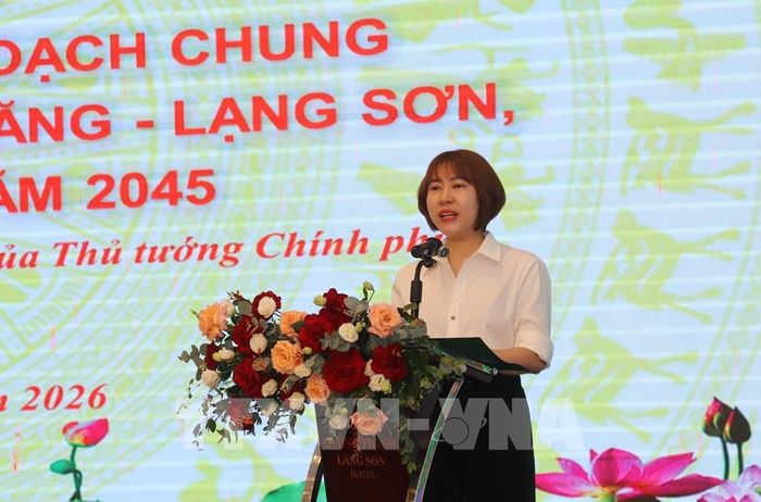 Đại diện doanh nghiệp trong Khu kinh tế cửa khẩu Đồng Đăng - Lạng Sơn phát biểu tại Hội nghị. Ảnh: Quang Duy - TTXVN