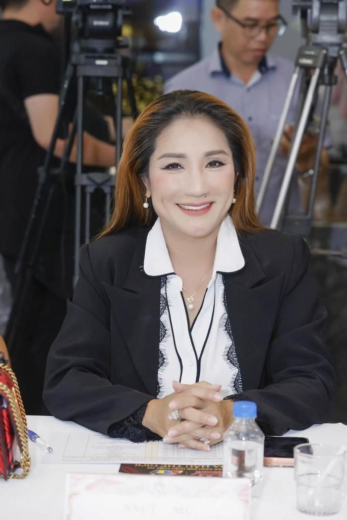Cát Tường.