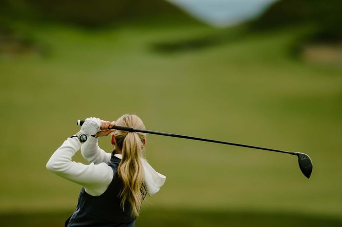 Garmin Approach S72 Watch bổ sung hàng loạt tính năng vượt trội giúp golfer làm chủ từng cú đánh và đưa ra quyết định tự tin hơn.
